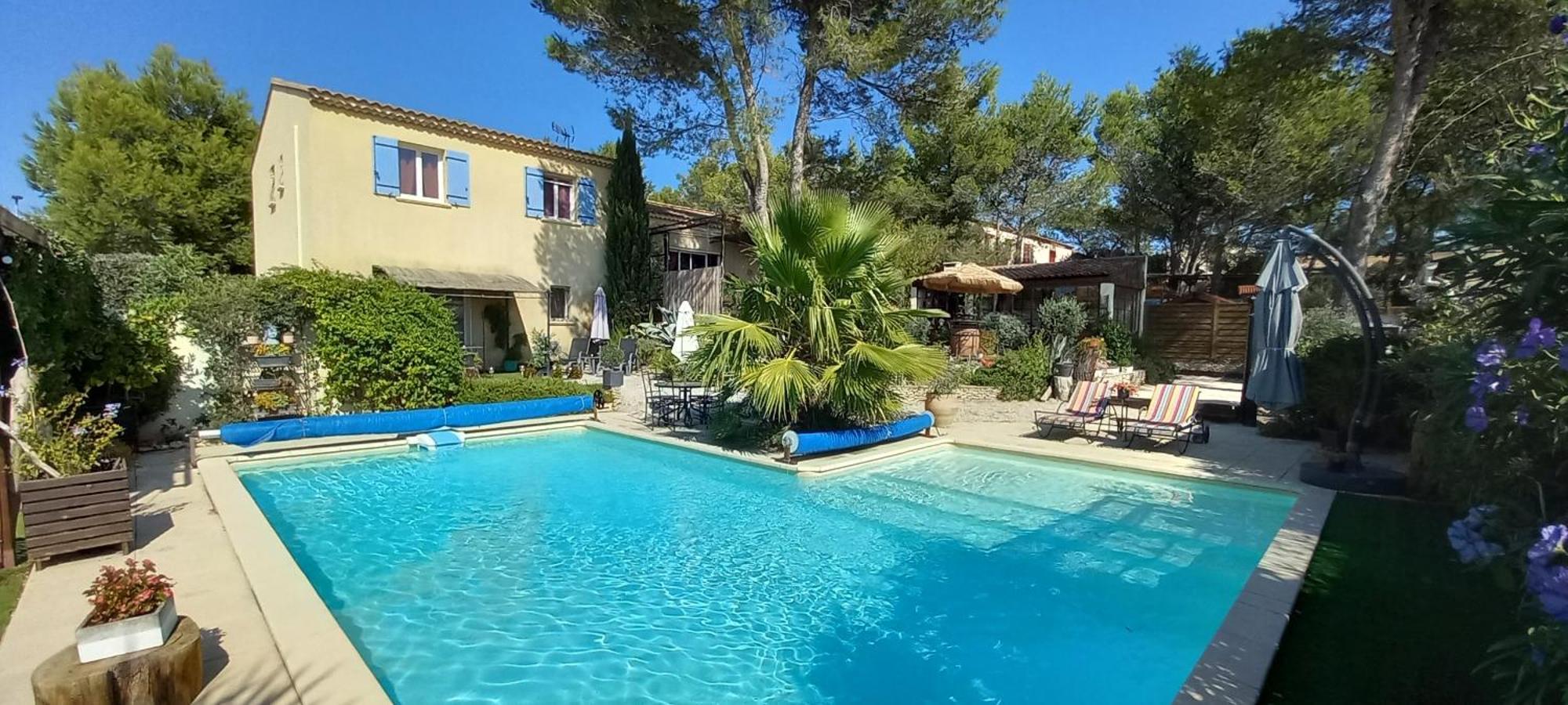Bed and Breakfast Les Coronilles Beaucaire  Esterno foto